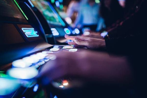 Gak Perlu Ribet, Ini Cara Main Slot Gacor Sambil Santai